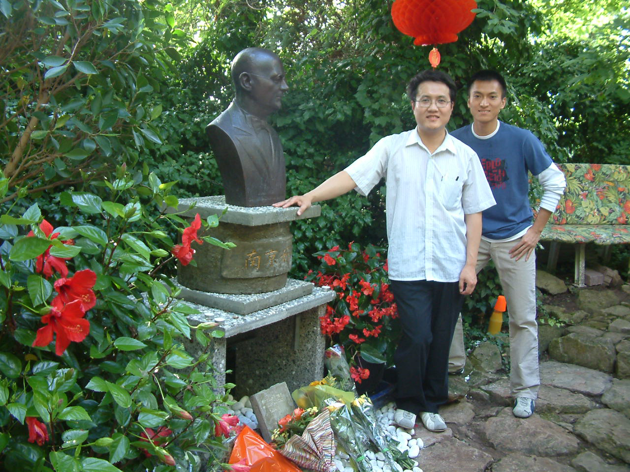 20_Jiang_Chen_Statue